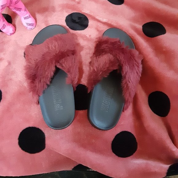 💗VS PINK SLIPPERS NWOT - Picture 4 of 4